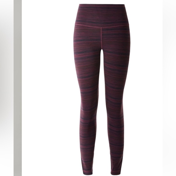 Lululemon High Times Pant
Cyber Red Grape Bordeaux Drama Size 6 - Picture 5 of 10